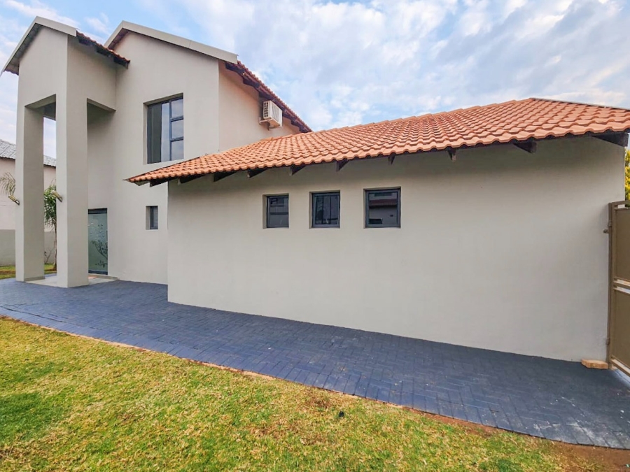 3 Bedroom Property for Sale in Melodie North West